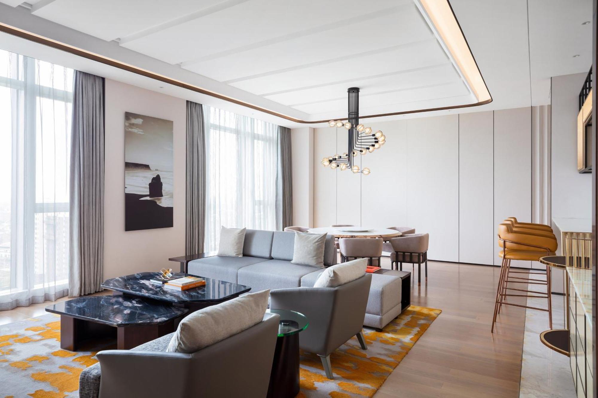Sheraton Fengxian Hotel 4*
