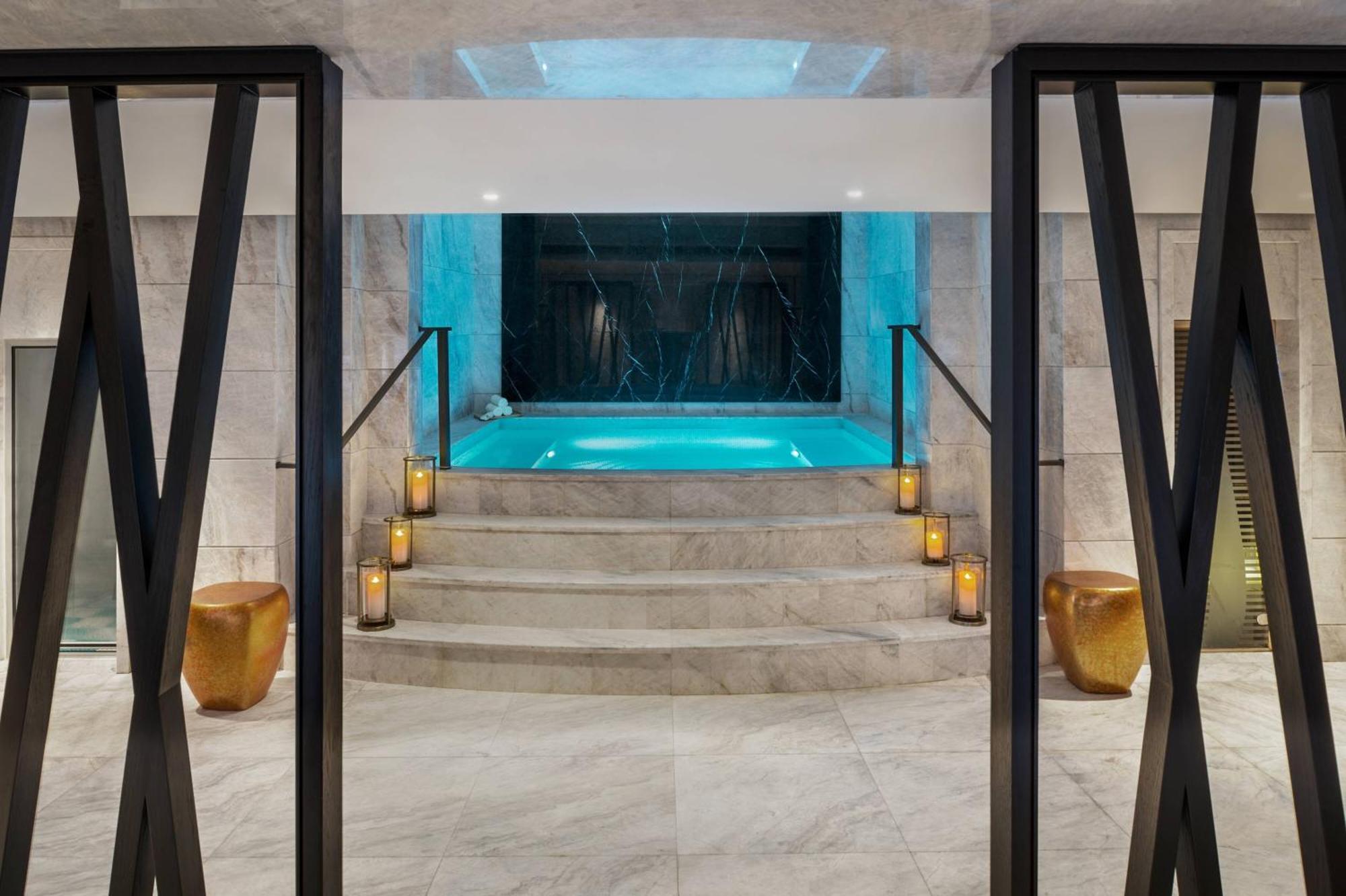 The St. Regis Jingan Hotel