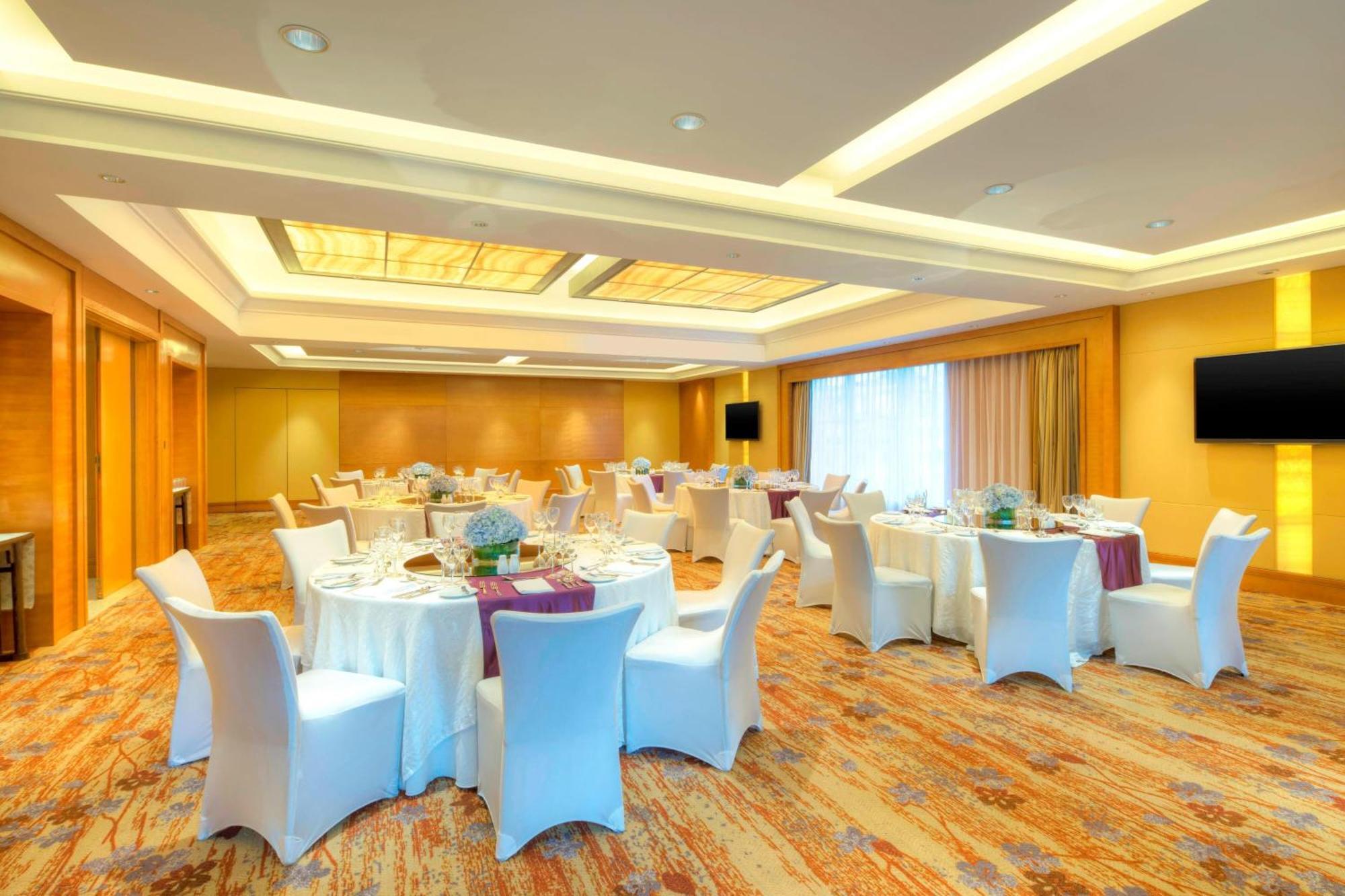The Westin Bund Center,