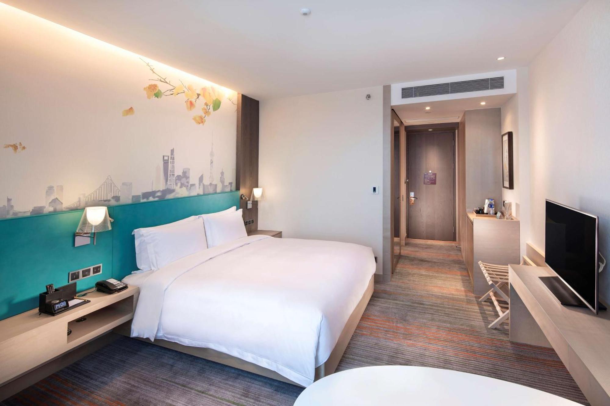 Hotel Hilton Garden Hongqiao Necc 4*