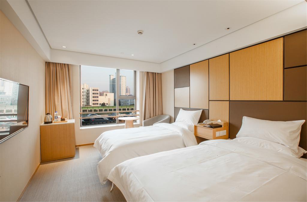 Ji Hongqiao Zhongshan West Road Hotel