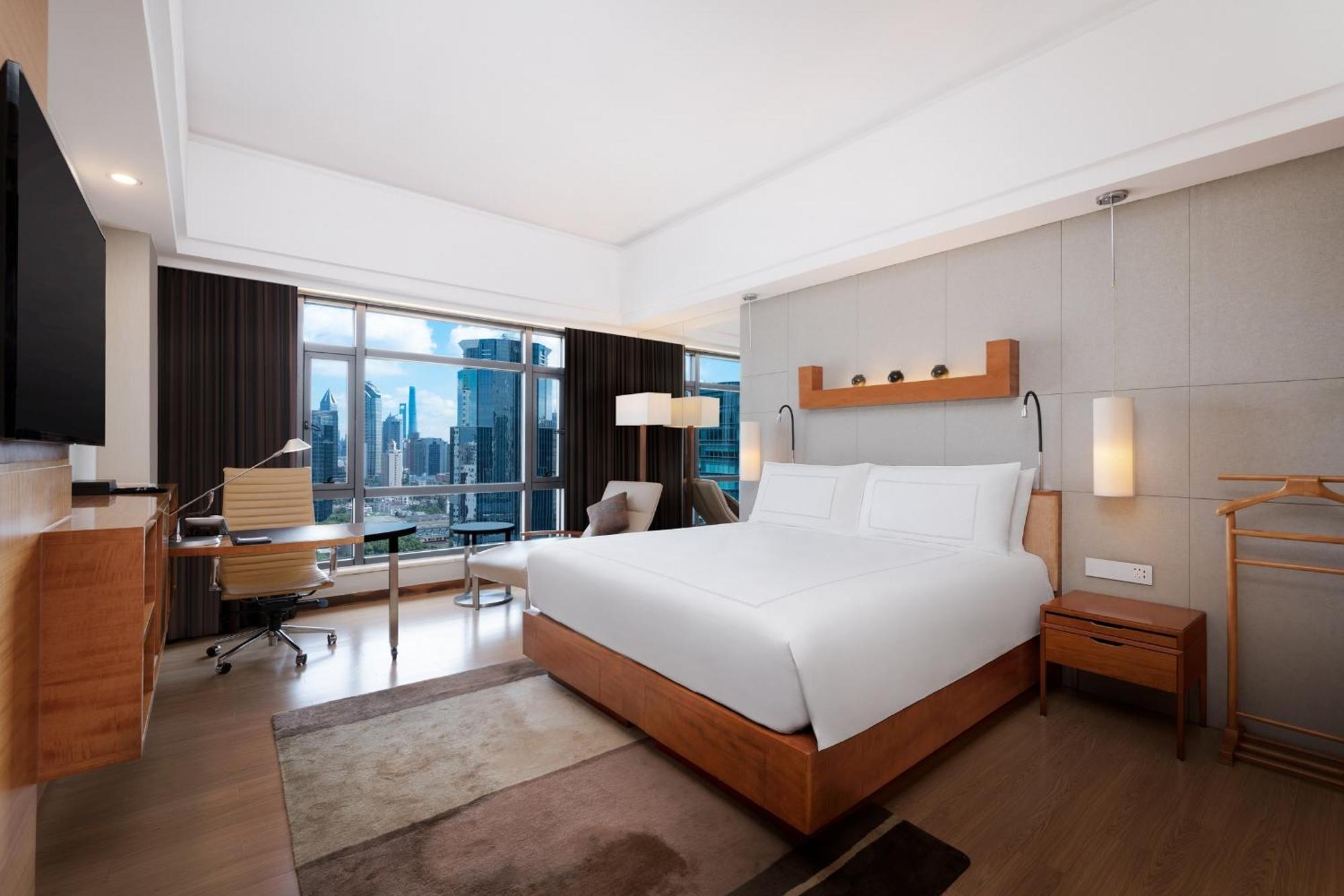 Swissotel Grand Hotel 5*