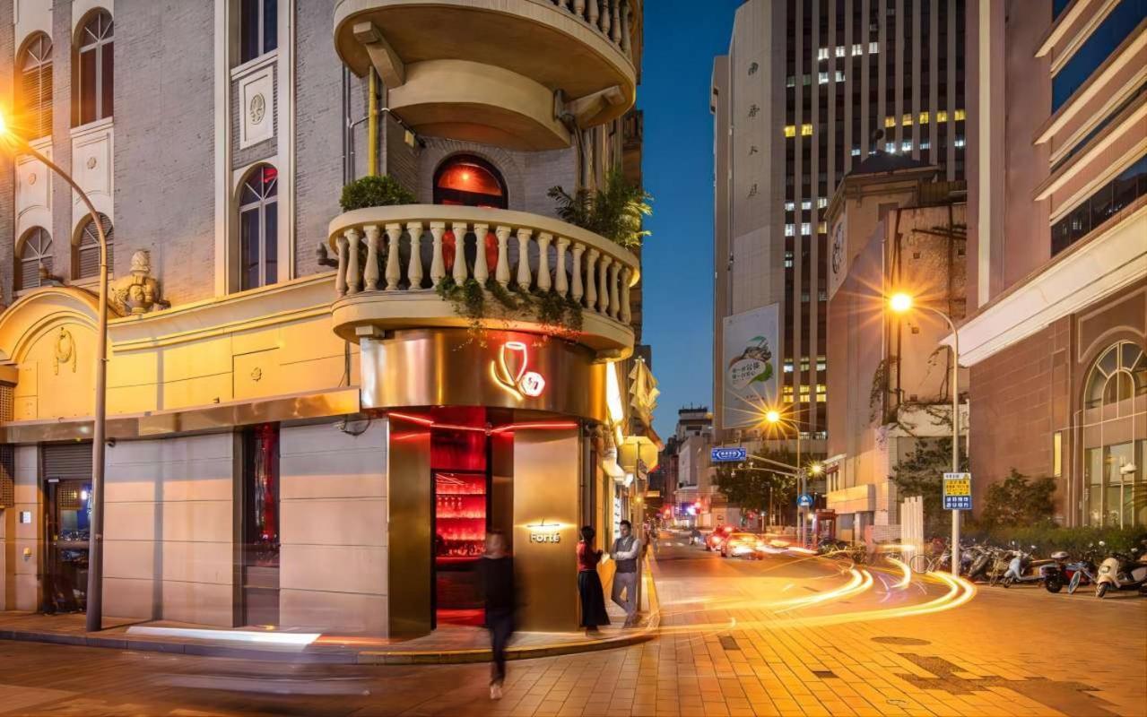 Jinglai Bushe Bund Nanjing West Road Hotel