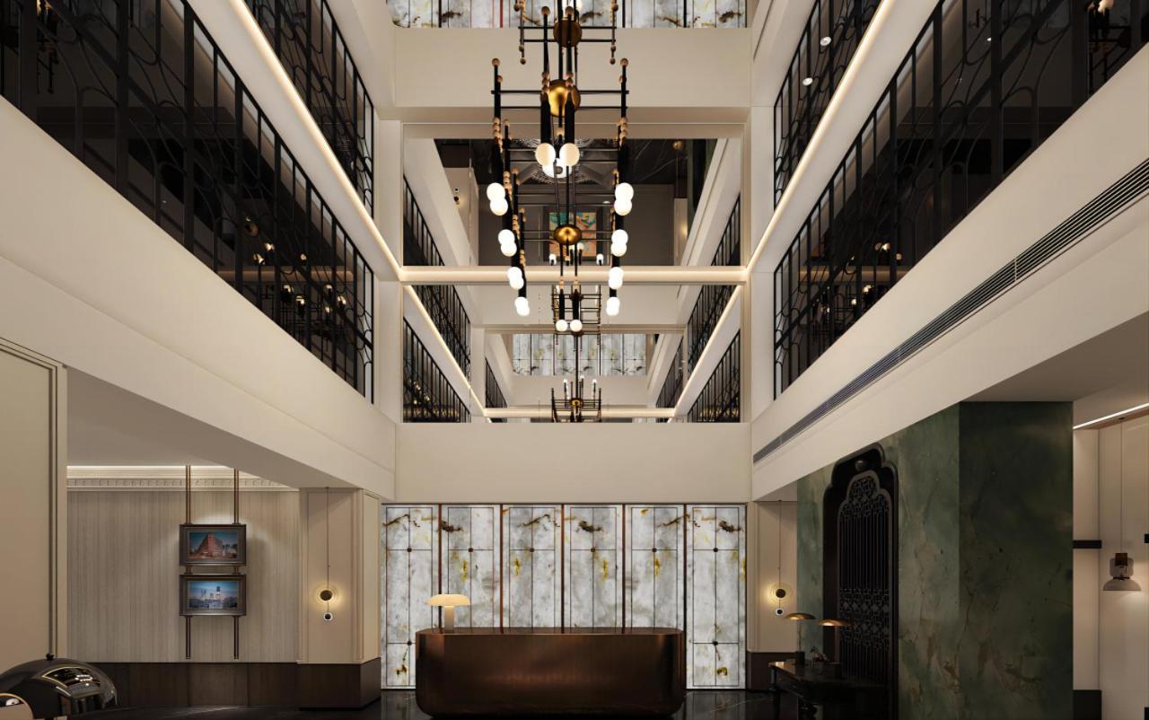 Jinglai Bushe Bund Nanjing West Road 4*