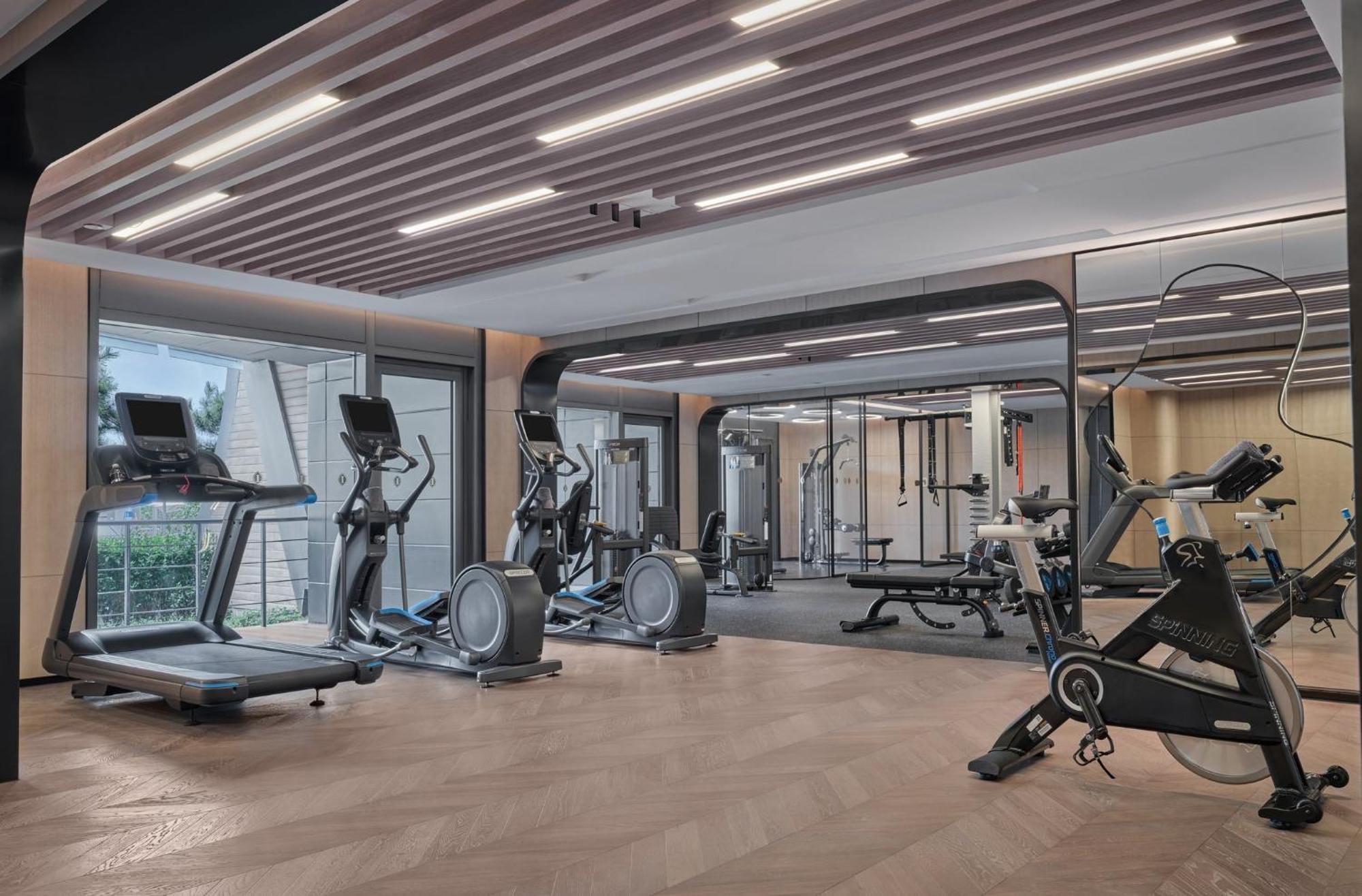 Intercontinental Shanghai Harbour By Ihg 5*