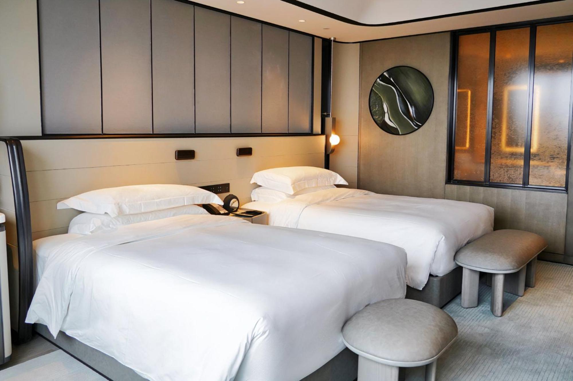 Intercontinental Shanghai Harbour By Ihg Resort