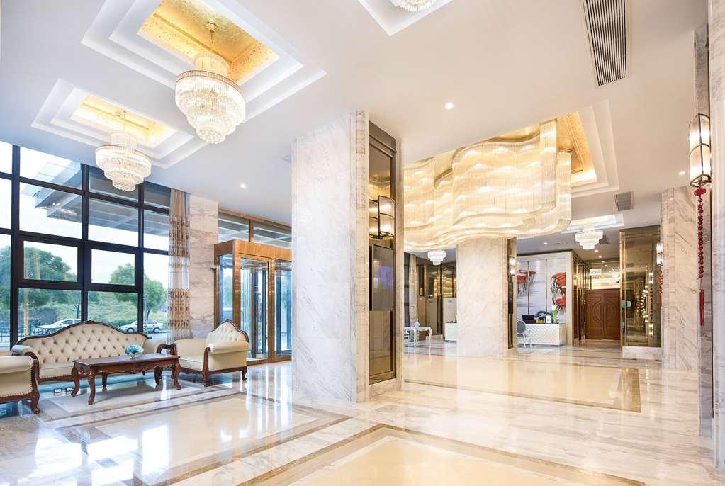 Ramada Encore By Wyndham Pudong Airport Hotel Shanghai