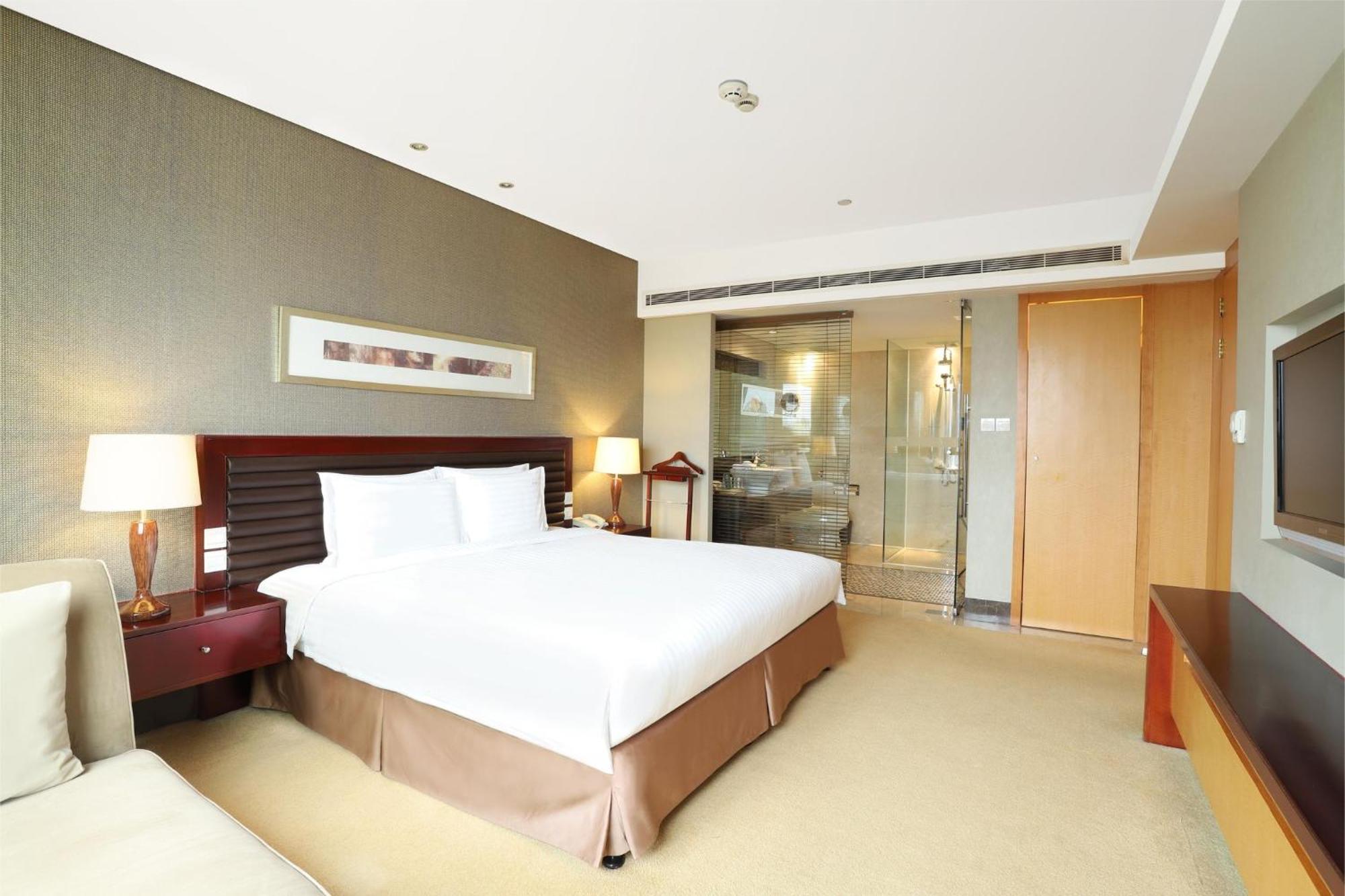 Pudong Nanpu By Ihg Khách sạn