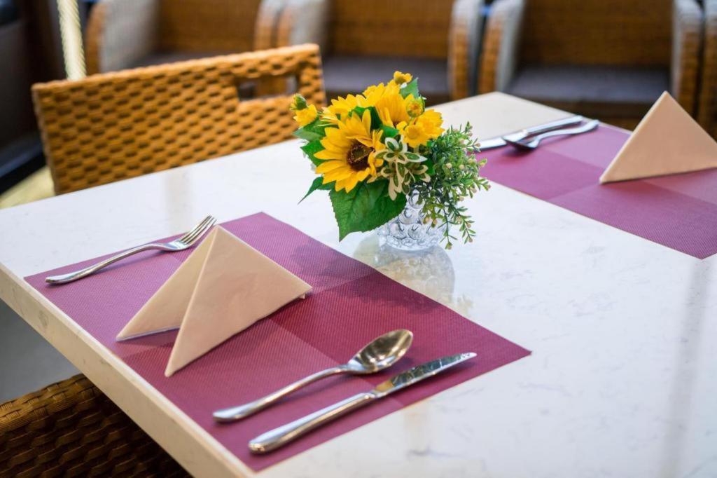 Hotel Yitel Pudong Airport Chuansha Branch