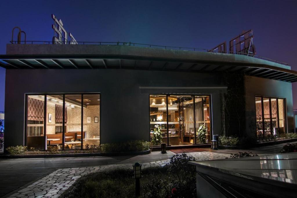 Yitel Pudong Airport Chuansha Branch Shanghai