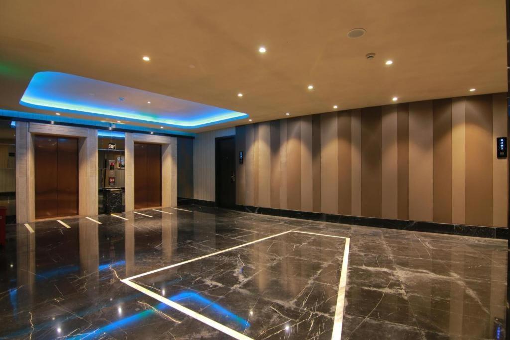 Yitel Pudong Airport Chuansha Branch Hotel