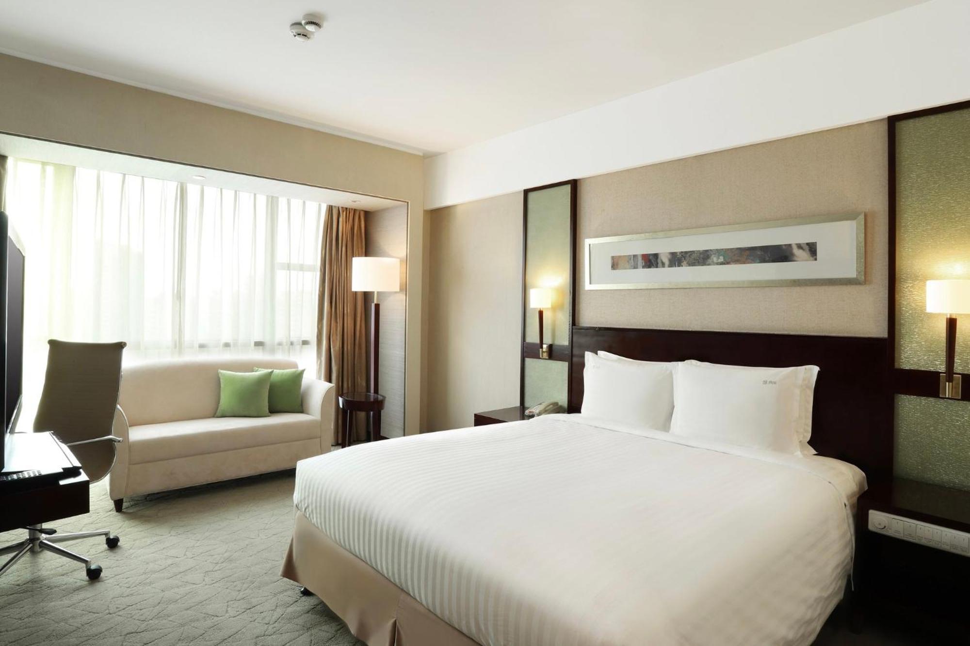 Pudong Nanpu By Ihg Khách sạn 4*