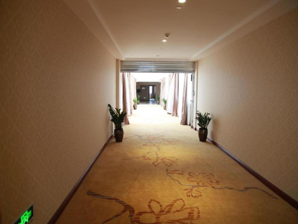 Vienna Pudong Airport Hotel Shanghai