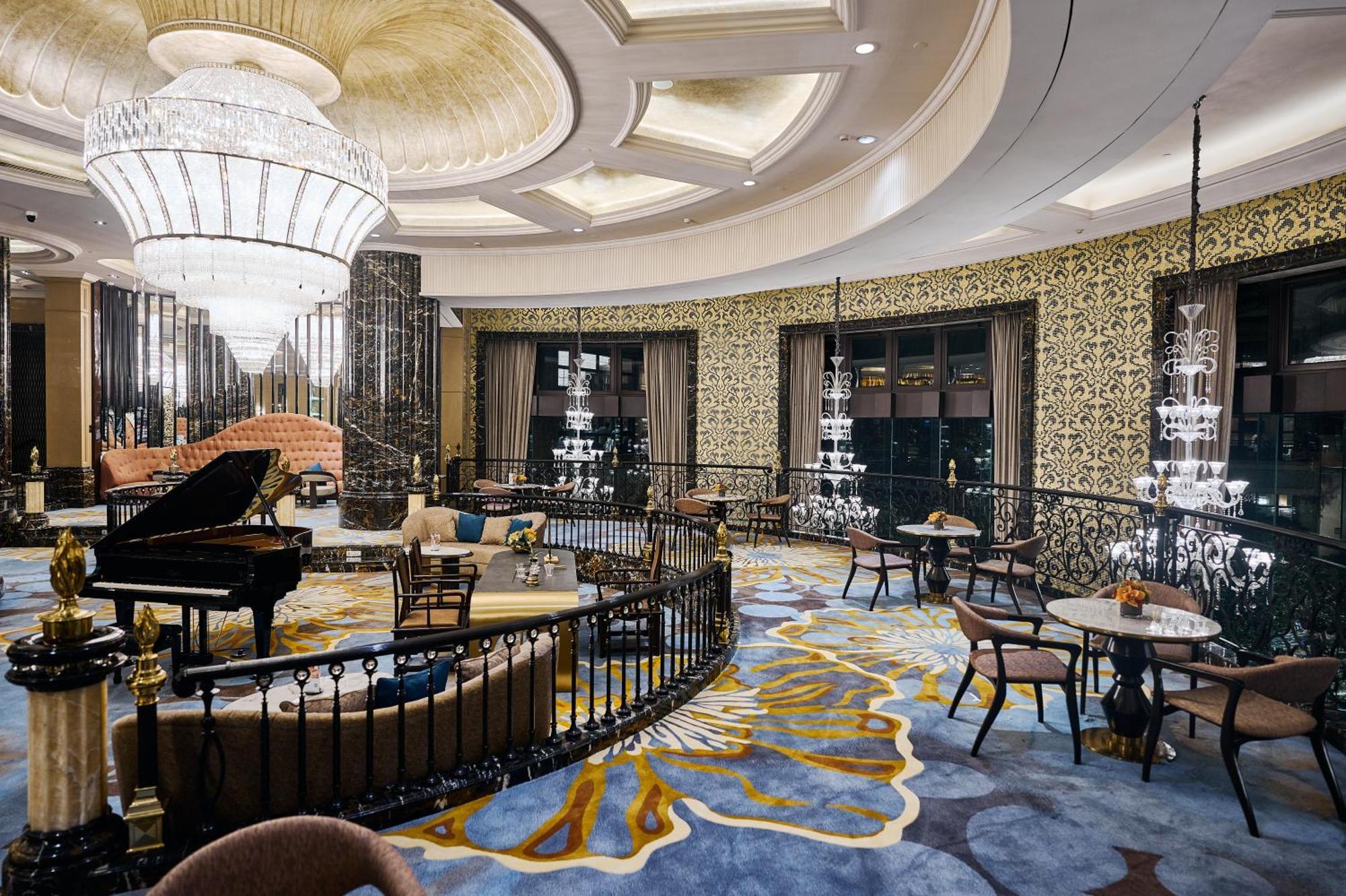 Khách sạn Chateau Star River Minhang 5*