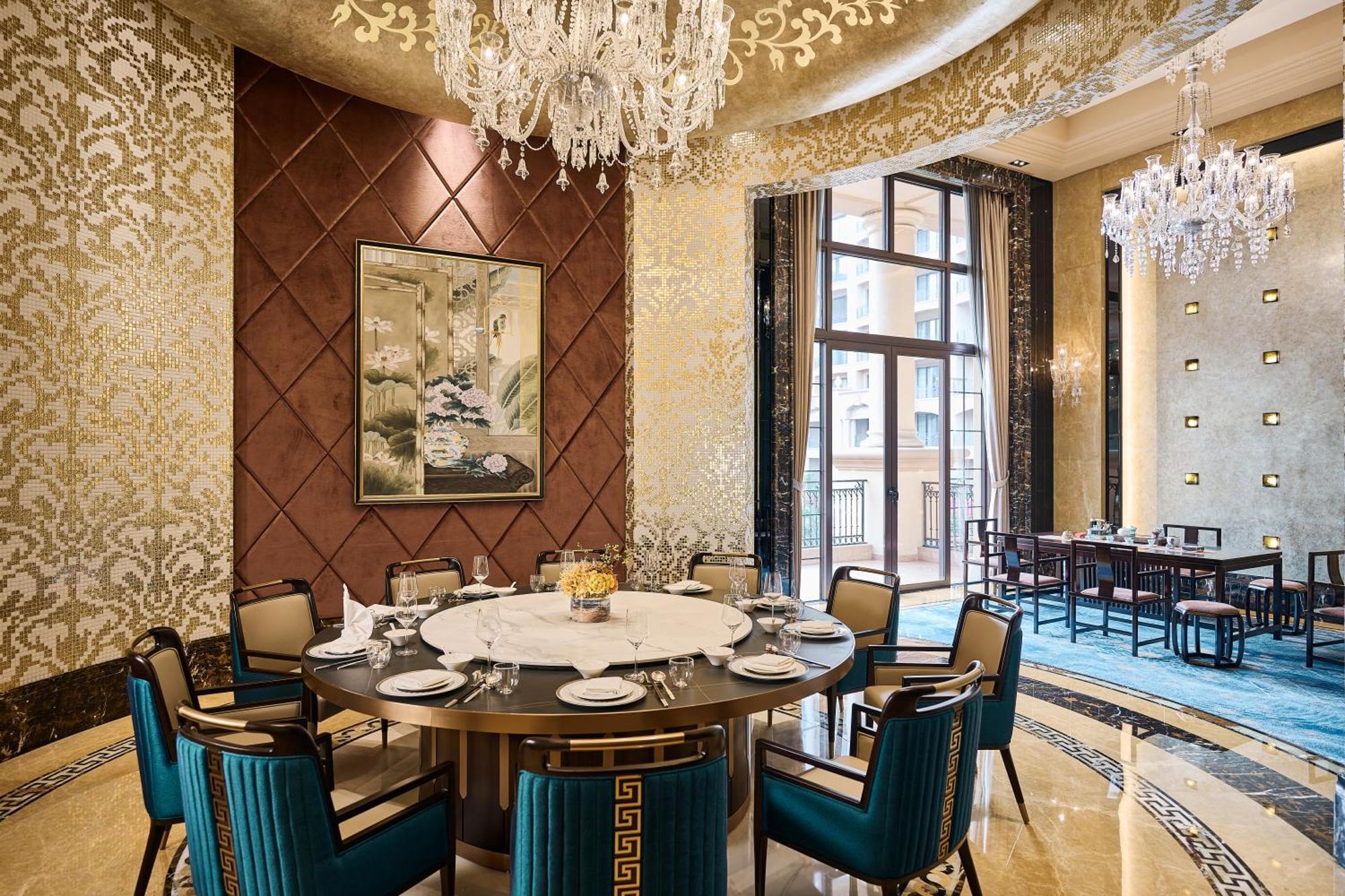Chateau Star River Minhang 5*
