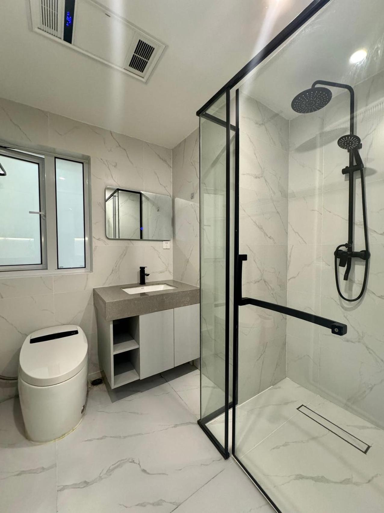 Apartment Eastern Hub - Jing'an Temple Branch Nanjing West Road Yijing Yuan Henglong Square 500 Meters *