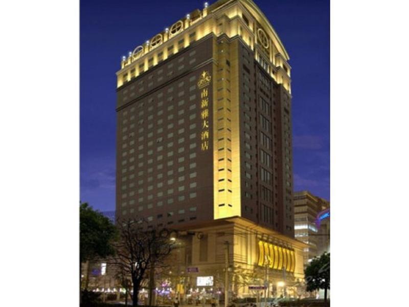 Majesty Plaza Hotel 5*