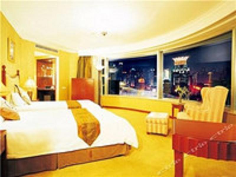 The Bund Riverside 4*