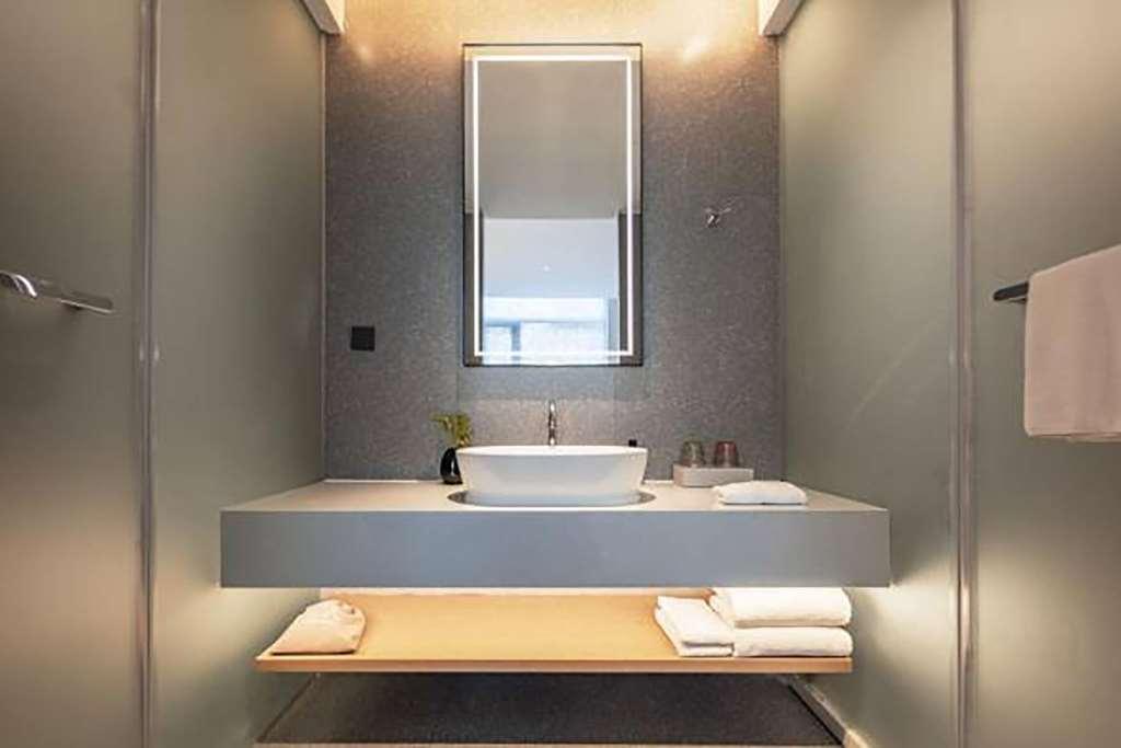 Ramada Encore By Wyndham Pudong Airport 3*