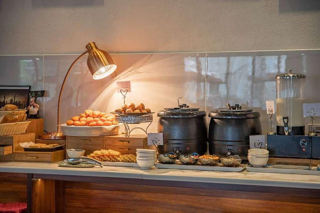 Ramada Encore By Wyndham Pudong Airport