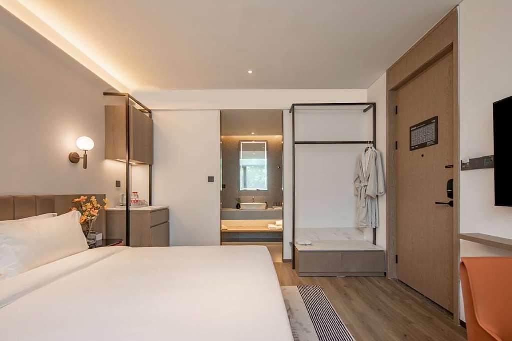 Ramada Encore By Wyndham Pudong Airport Hotel Shanghai