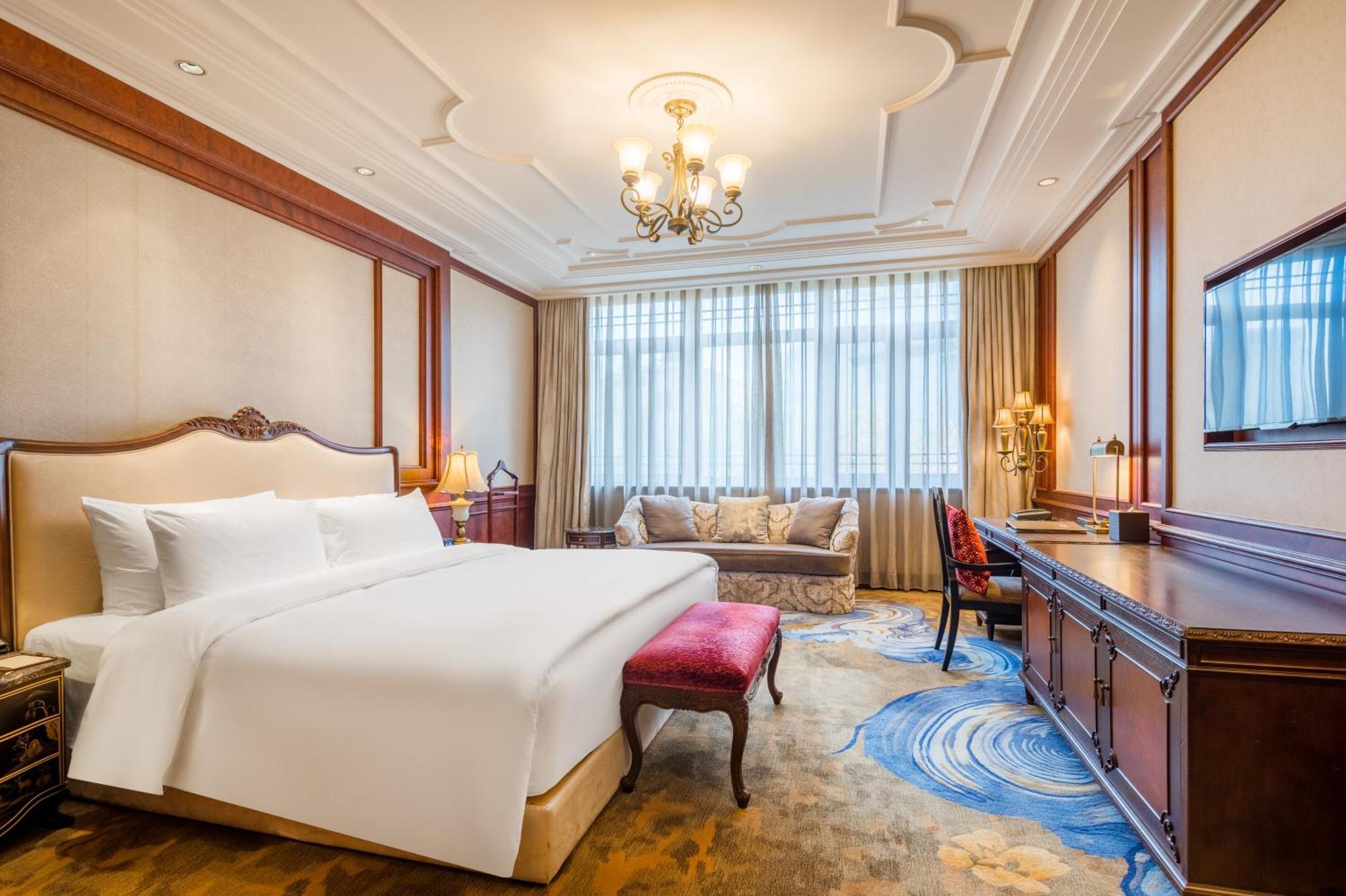 Donghu 5* Shanghai