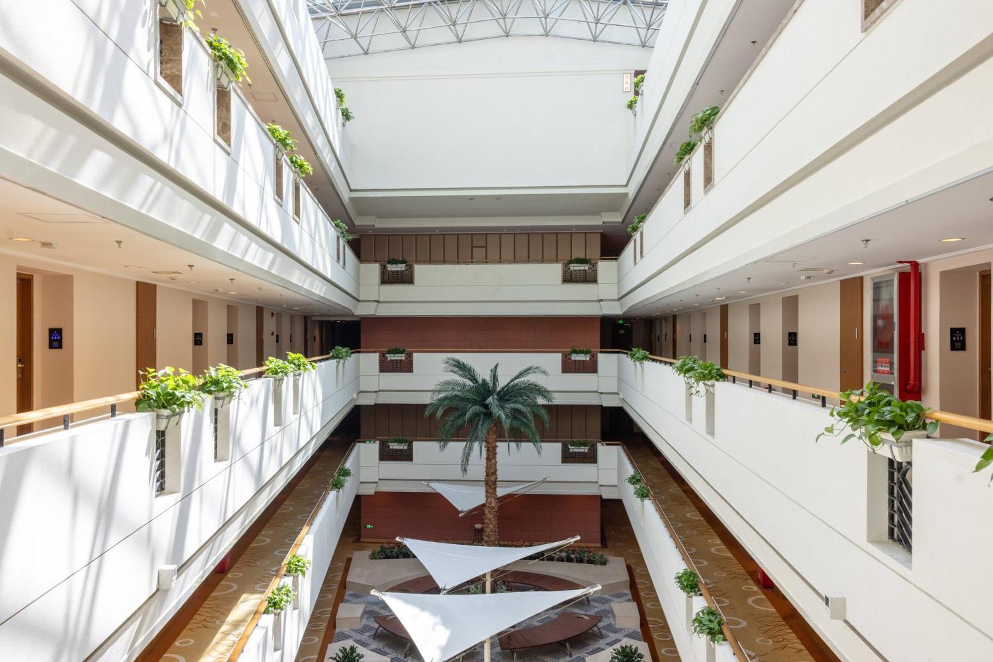 Mason Hotel 4*
