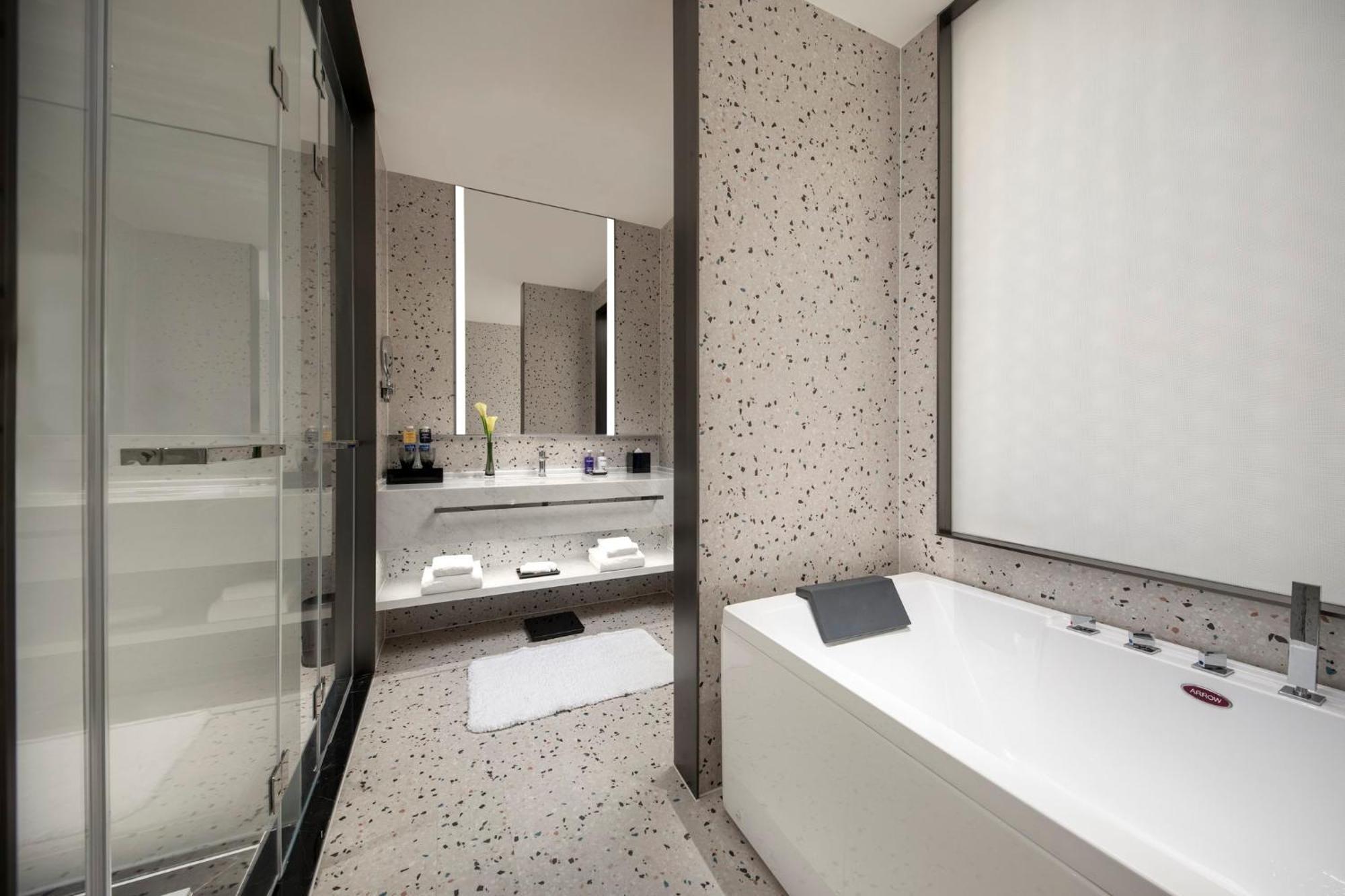 Hotel Voco Shanghai Zhangjiang By Ihg - Free Shuttle To Disneyland Shanghai
