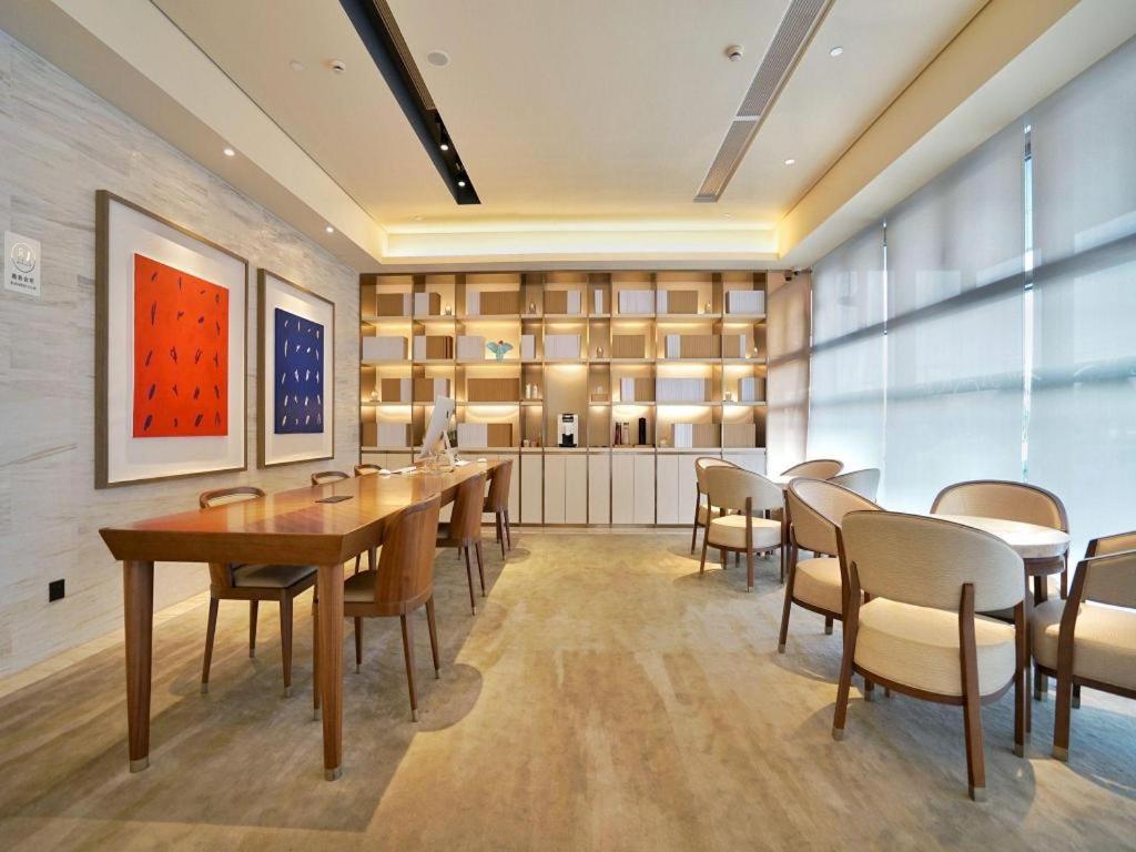 Ji Hongqiao National Convention And Exhibition Center Xujing