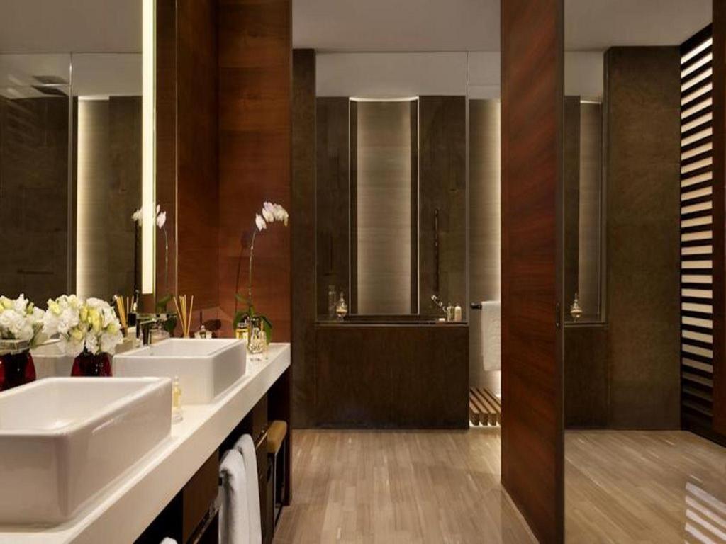 Hotel The Langham, Shanghai, Xintiandi 5*