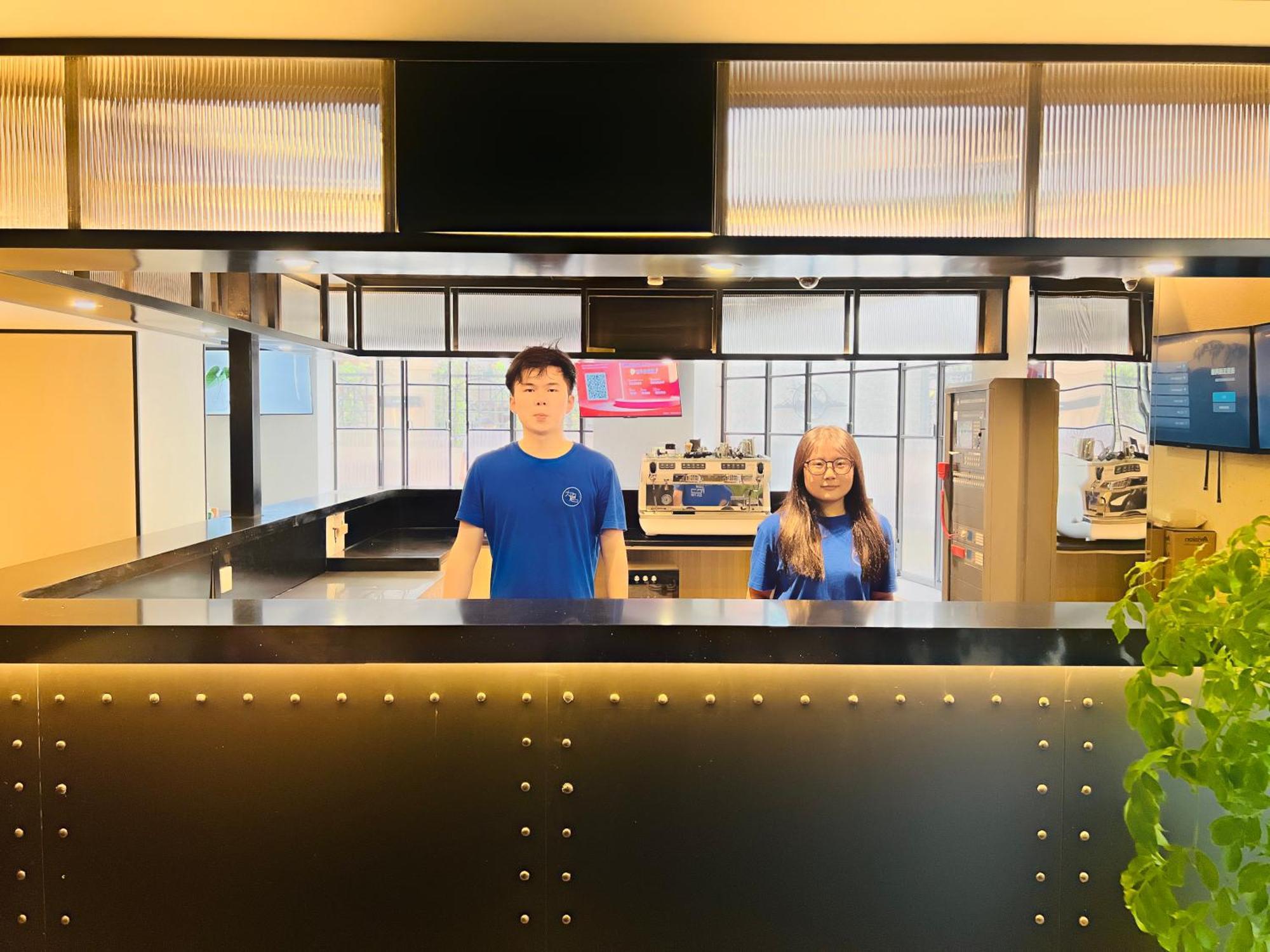 Dayin Garden -near People's Square & Nanjing Road-large Social Area -bar -cafe -gym -free Laundry Luggage Storage -24h Front Desk-english Service 3* Şanghay