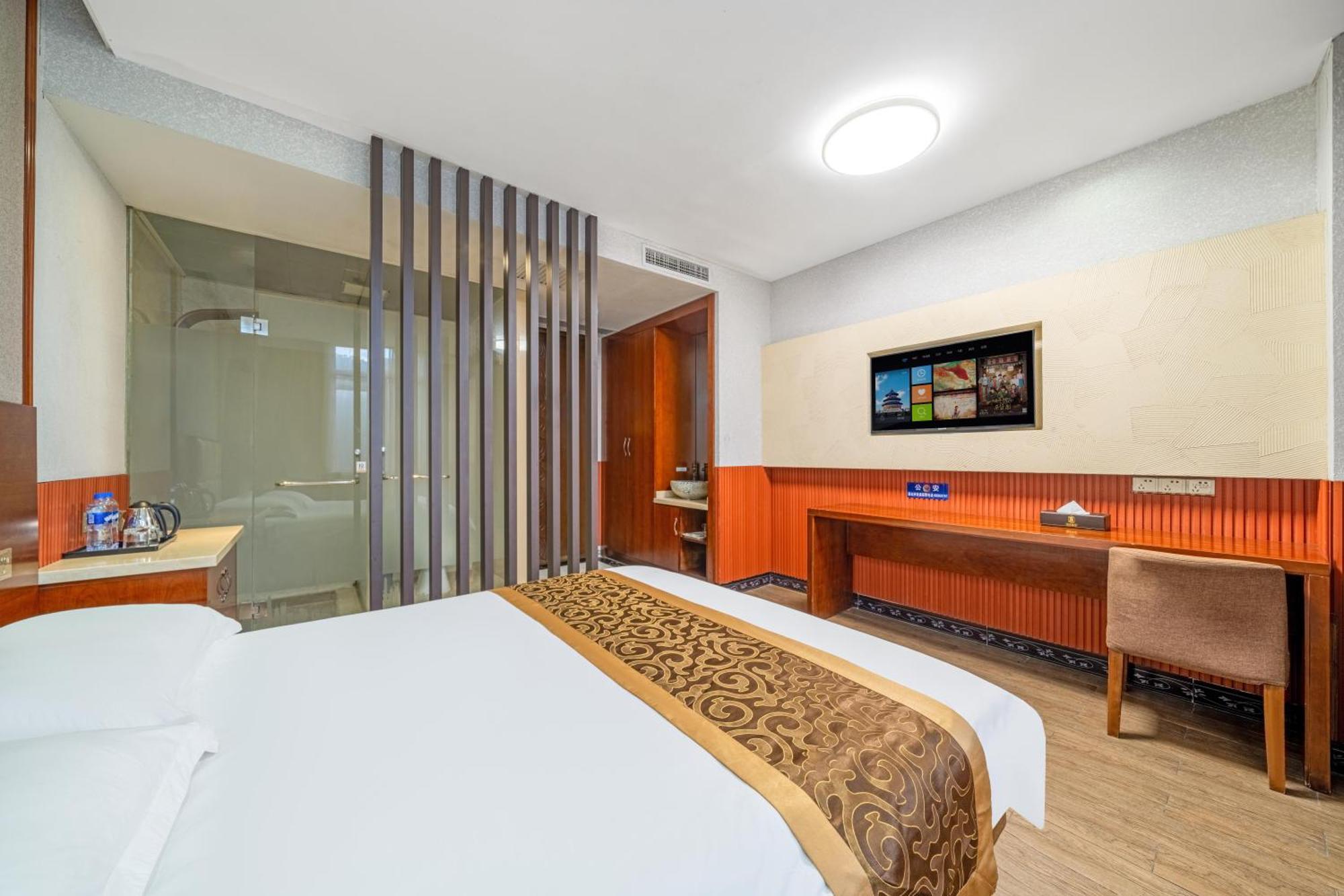 Bo Ai International Pudong Airport Branch-provide Shuttle Services To Pudong Airport And Disneyland Hotel Shanghái