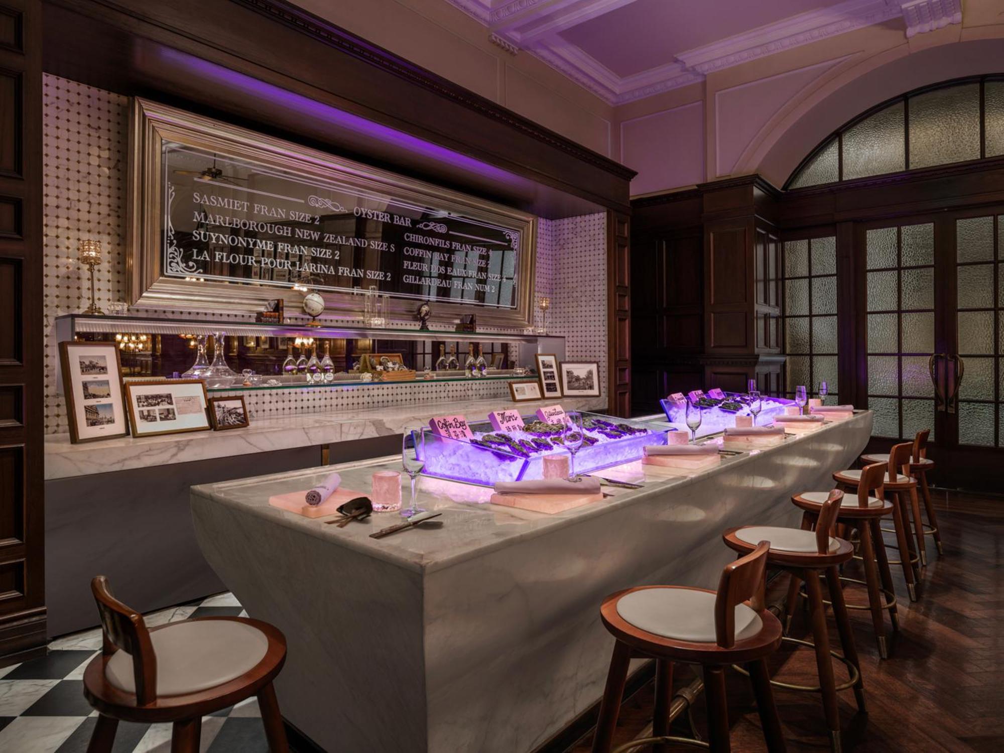 Hotel Waldorf Astoria On The Bund 5*