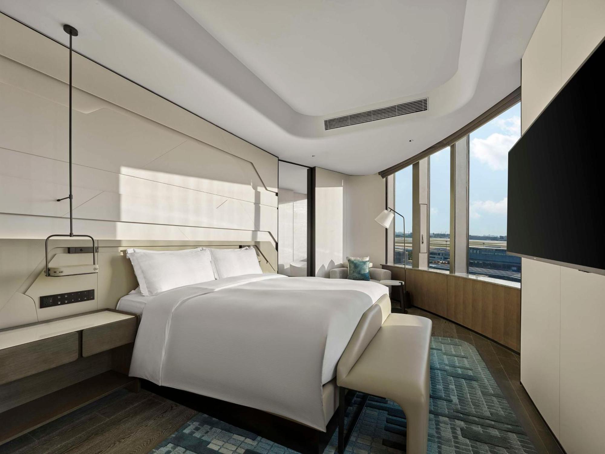 Hilton Hongqiao International Airport 5* Shanghai