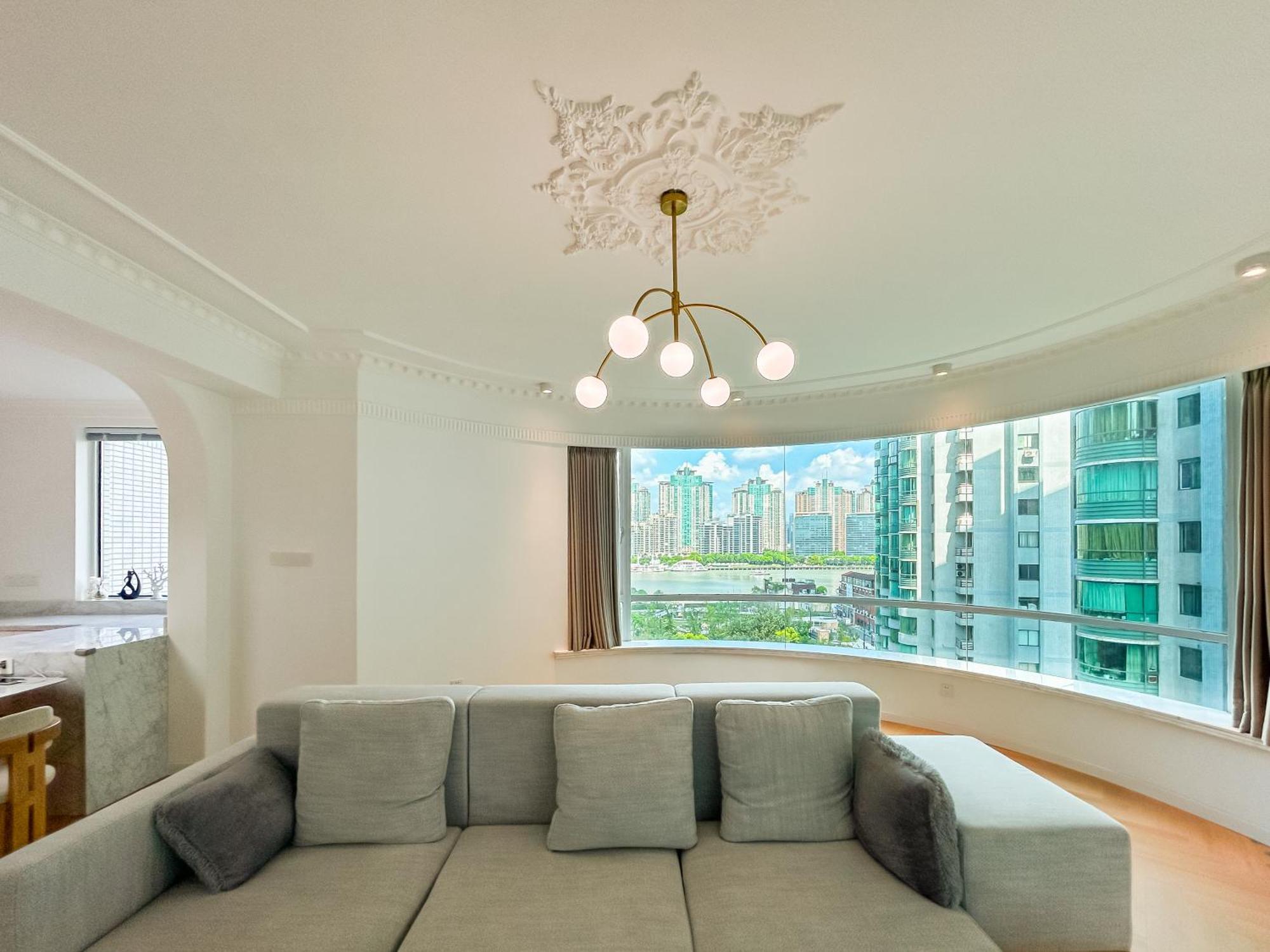 Eastern Hub - Bund Branch Premium 3-bedroom With Bund View Apartment *