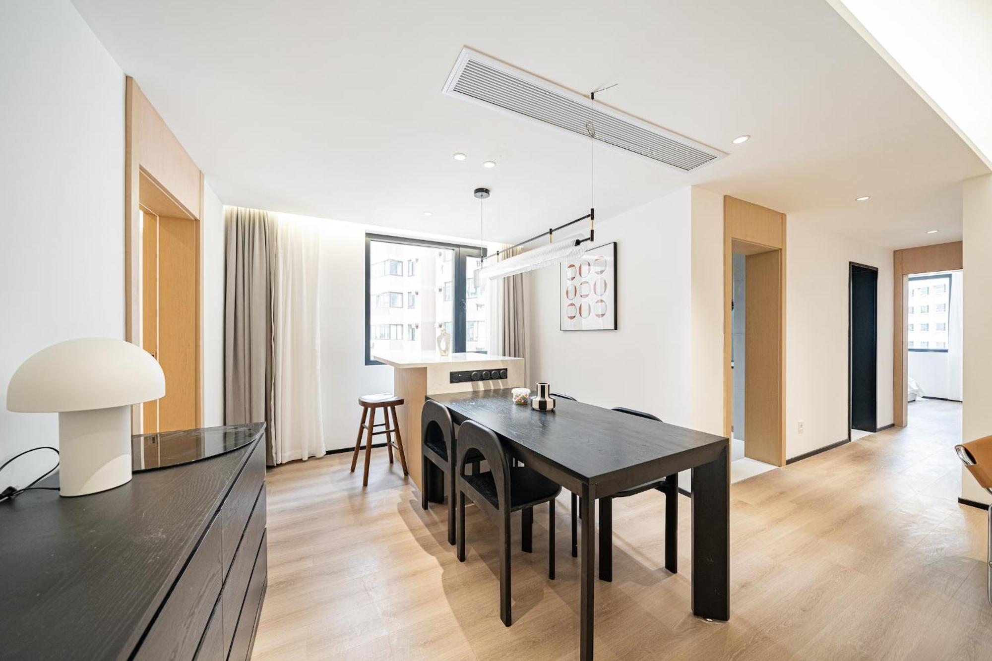 Apartment Modern 3brs Wis Cac&fheating,near Jing'an Temple *
