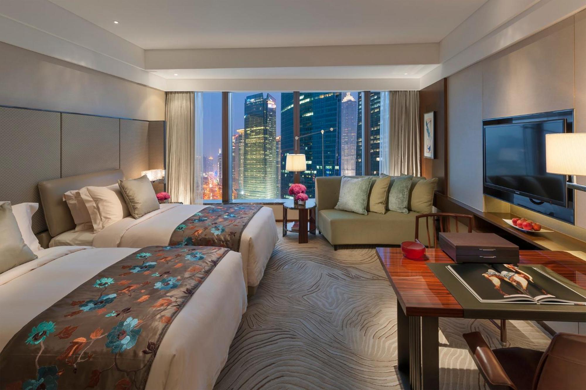 Mandarin Oriental Pudong, Hotel 5*