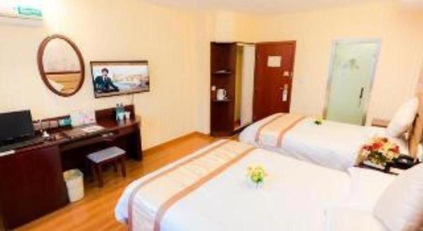 Greentree Inn Shanghai Caoan Road Textile Express Hotel Hotel
