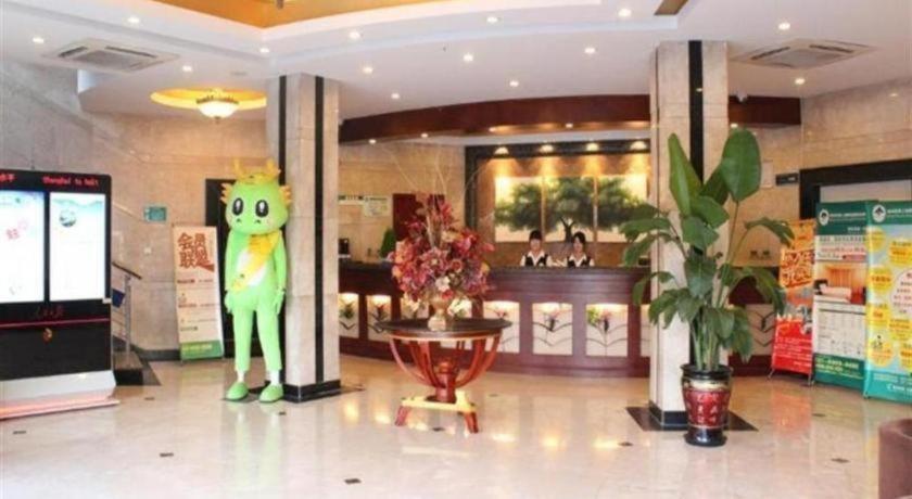 Greentree Inn Shanghai Caoan Road Textile Express Hotel