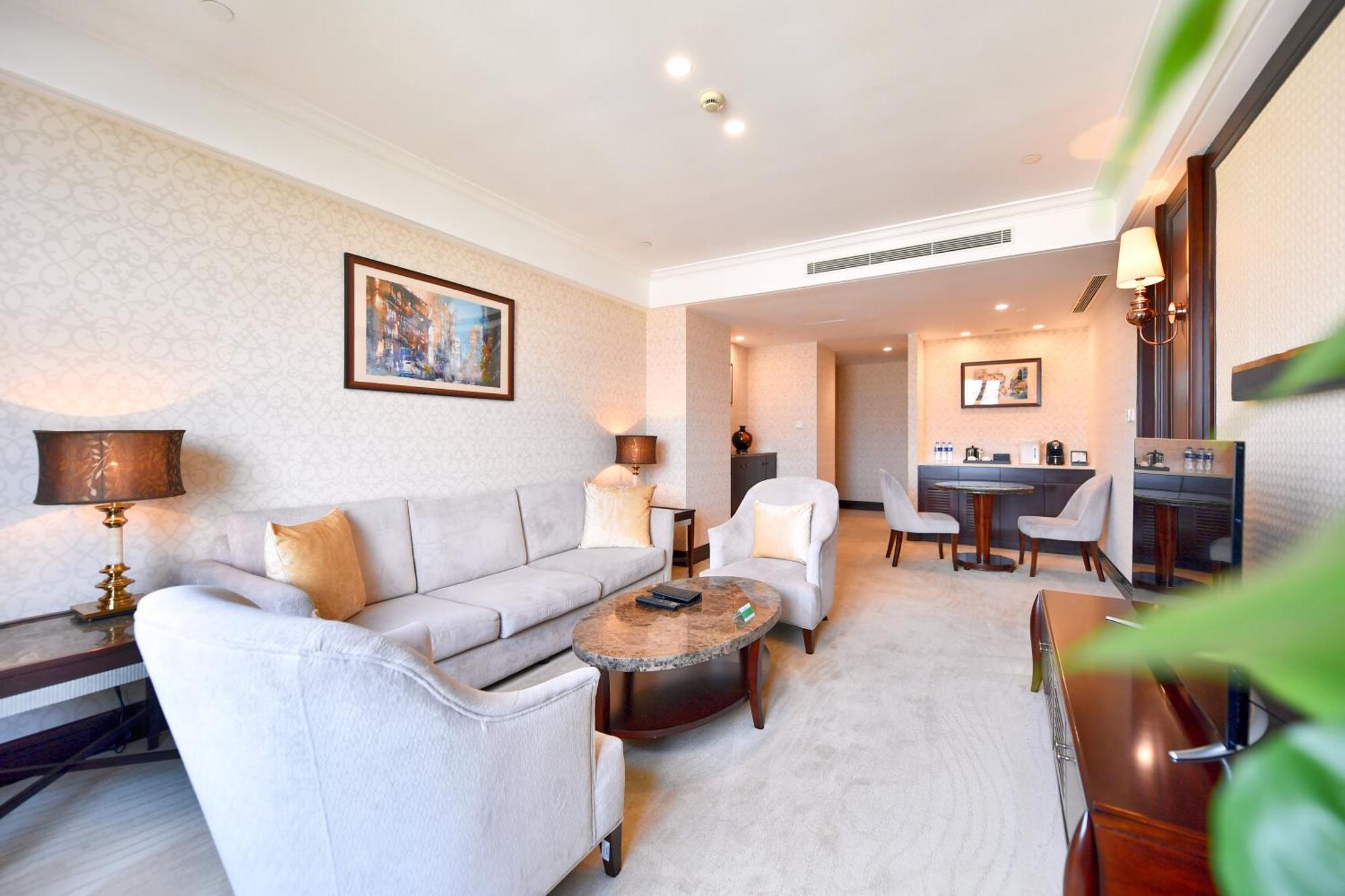 Evergreen Laurel Hotel, Hotel 4*