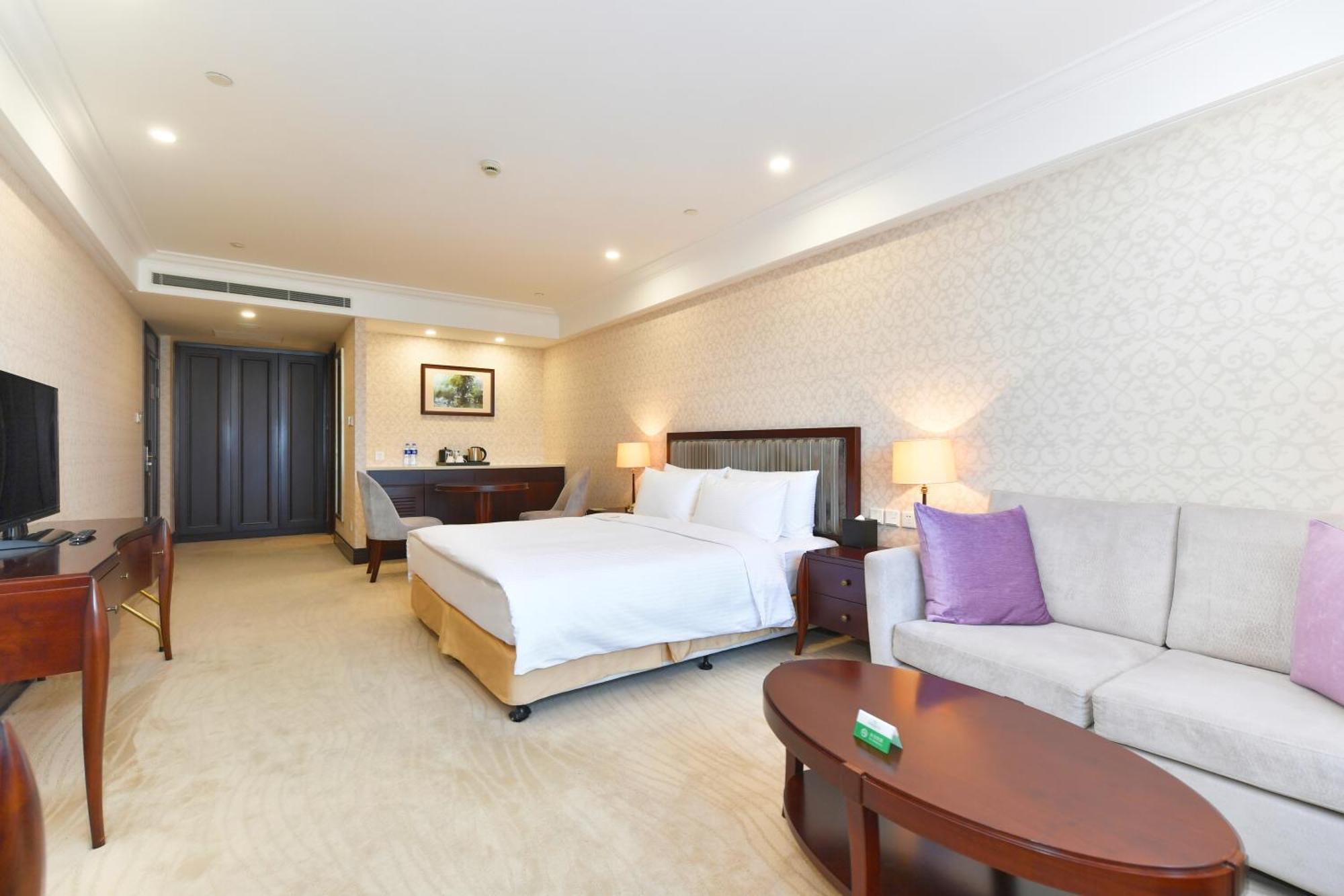 Evergreen Laurel Hotel, Hotel Shanghai
