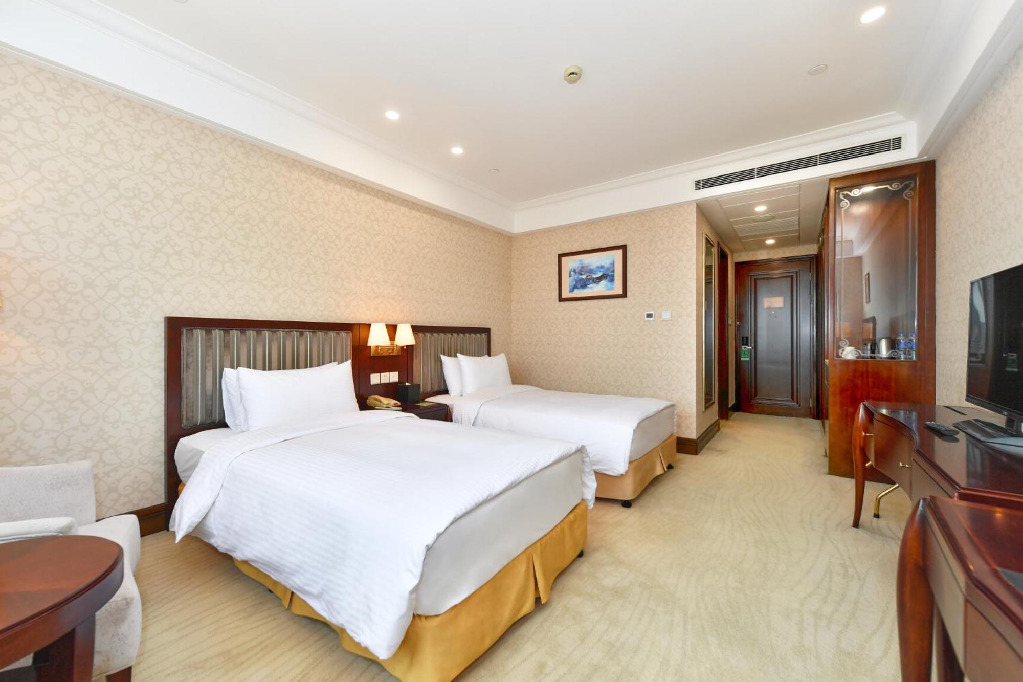 Evergreen Laurel Hotel, Shanghai