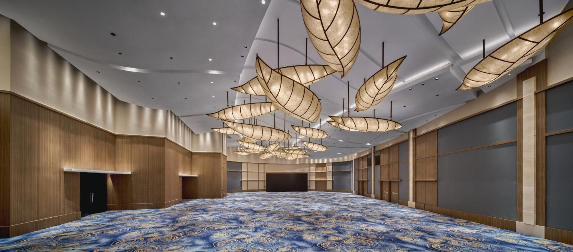 Hotel Hyatt On The Bund - A Grand Hyatt Hotel, Centrally Located At Huangpu River Banks In Downtown 5*