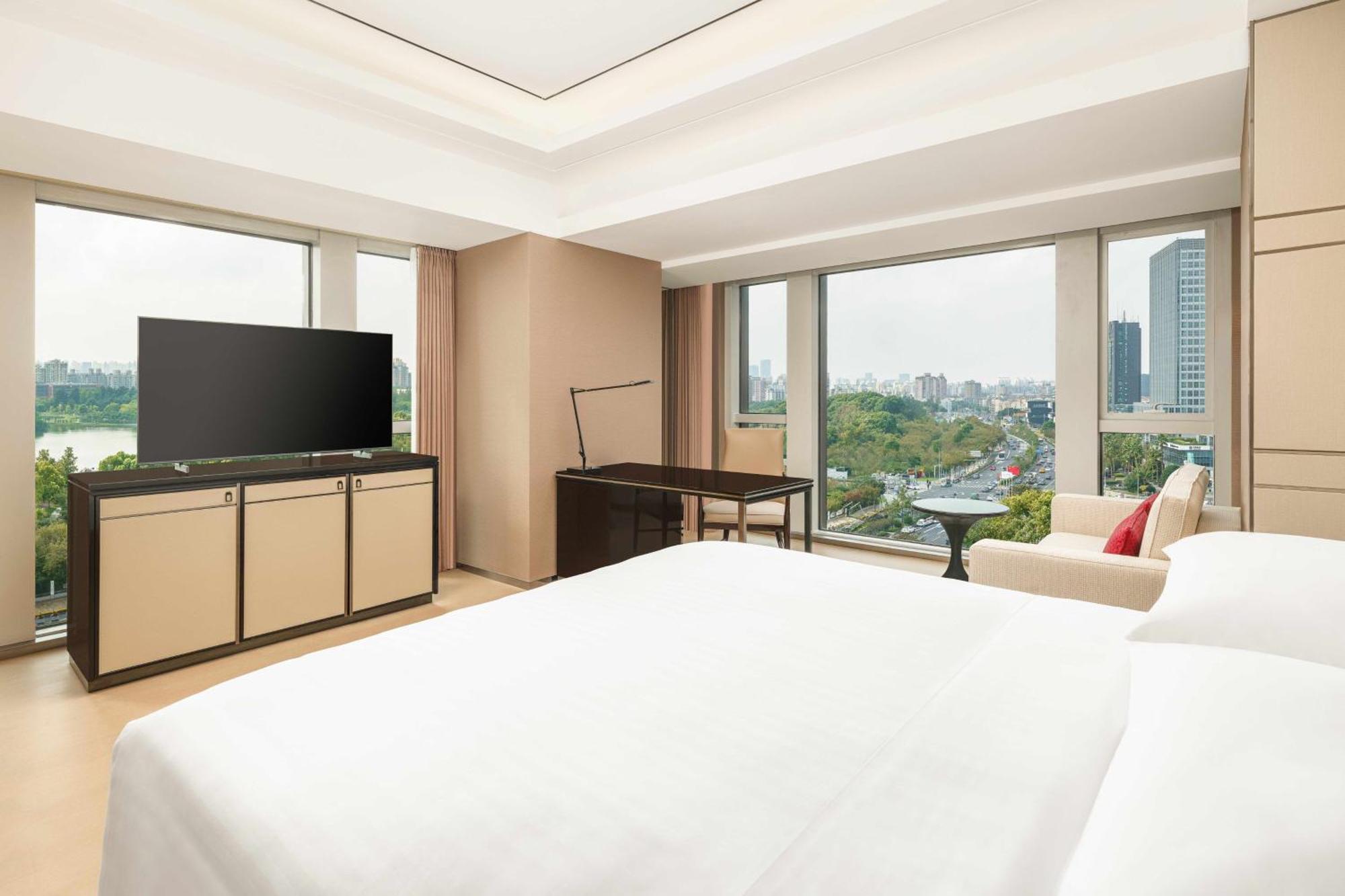 Marriott Parkview Hotel