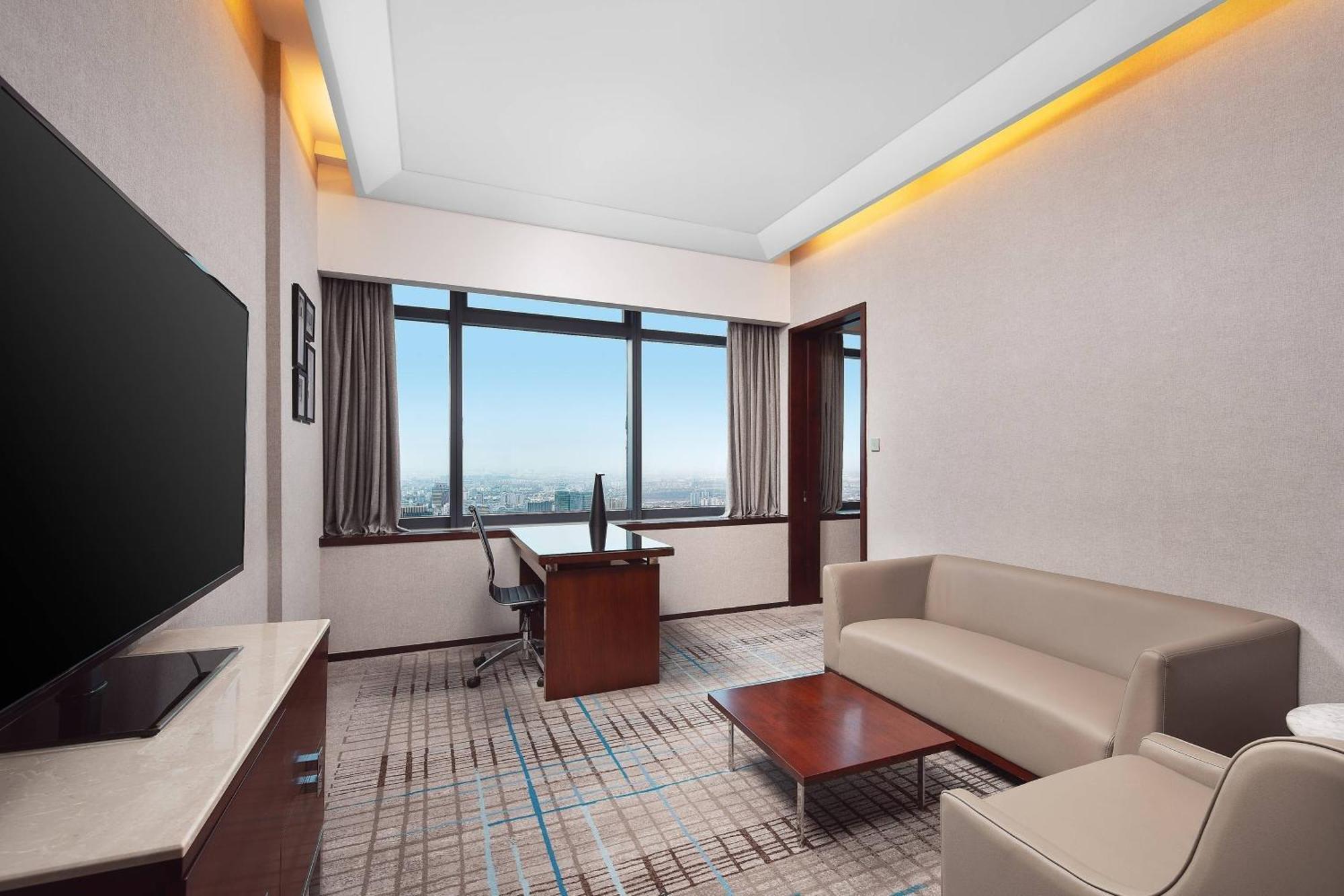 Renaissance Zhongshan Park Khách sạn 5*