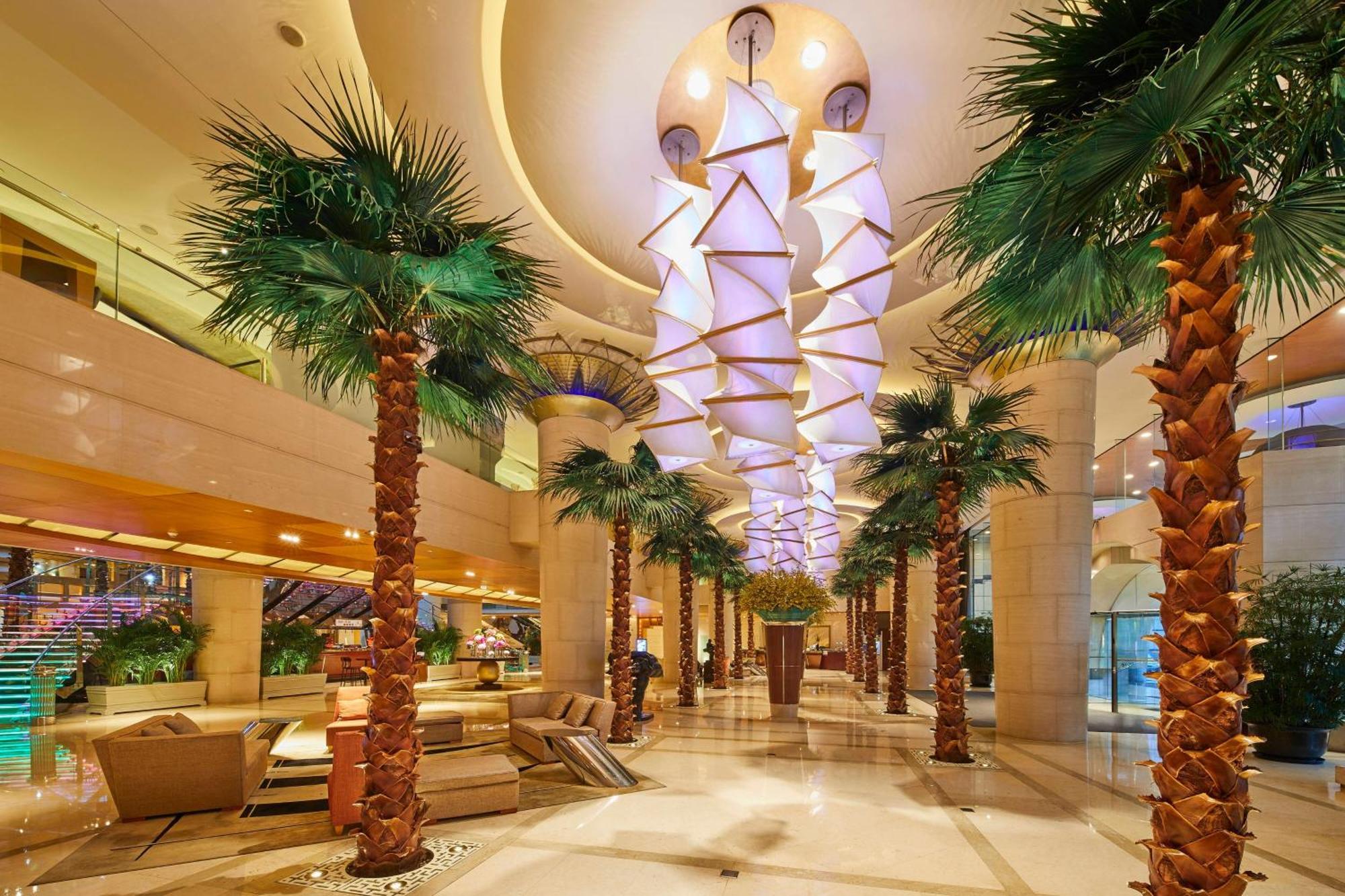 The Westin Bund Center, Hotel 5*