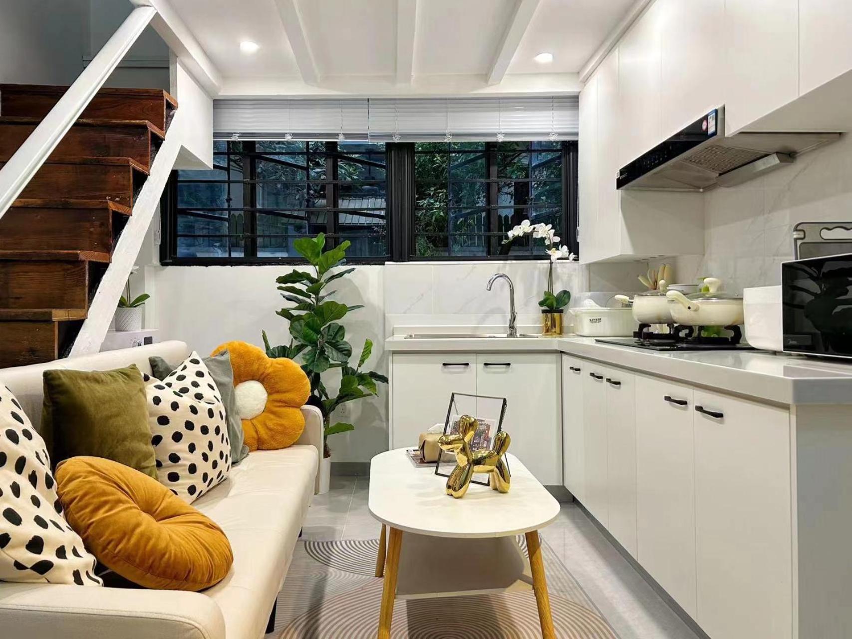 Forever Autumn Apartment Shanghai