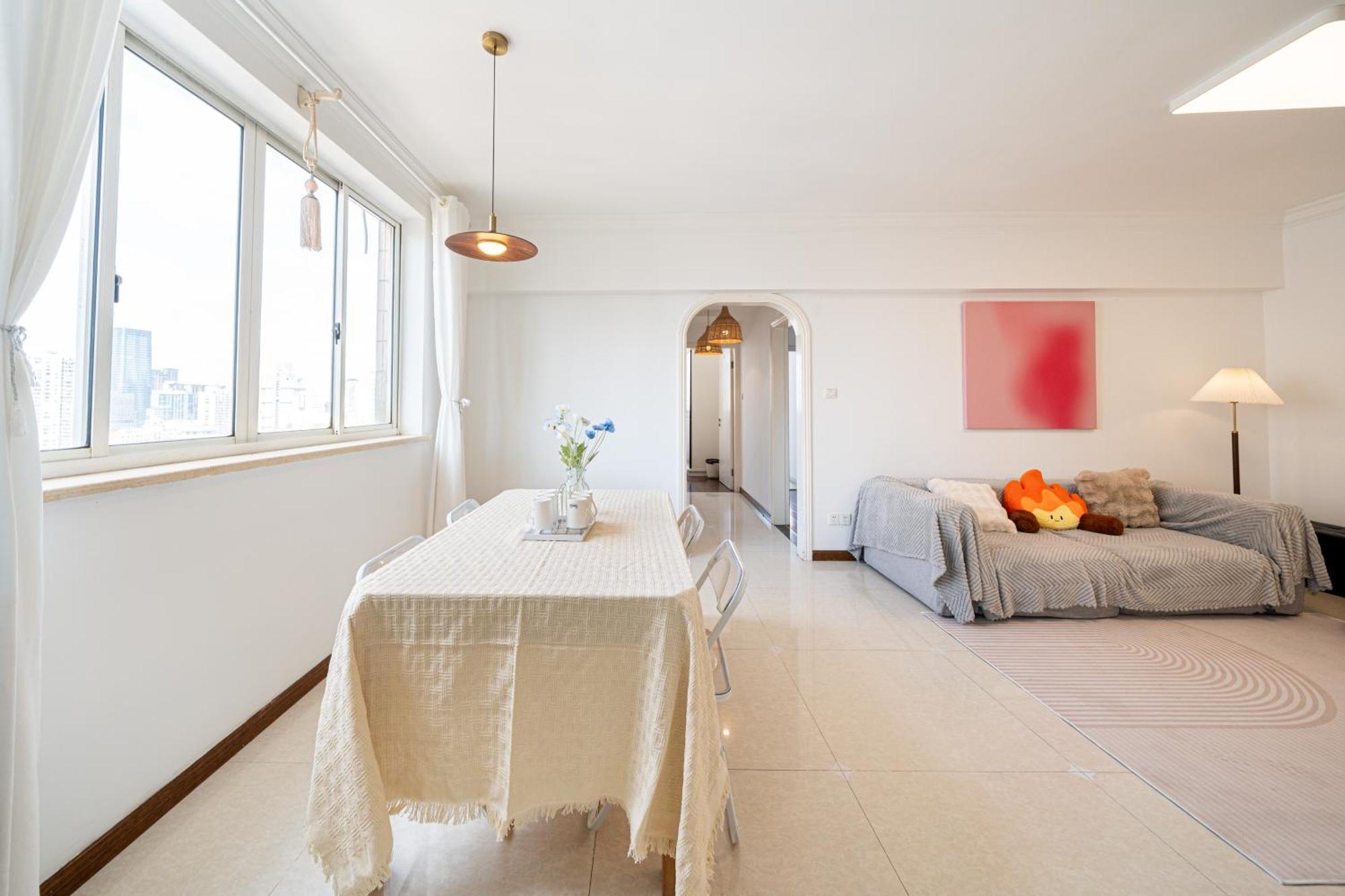 Zhiyuan-3 Bedrooms 1 Bathroom,near People's Square *