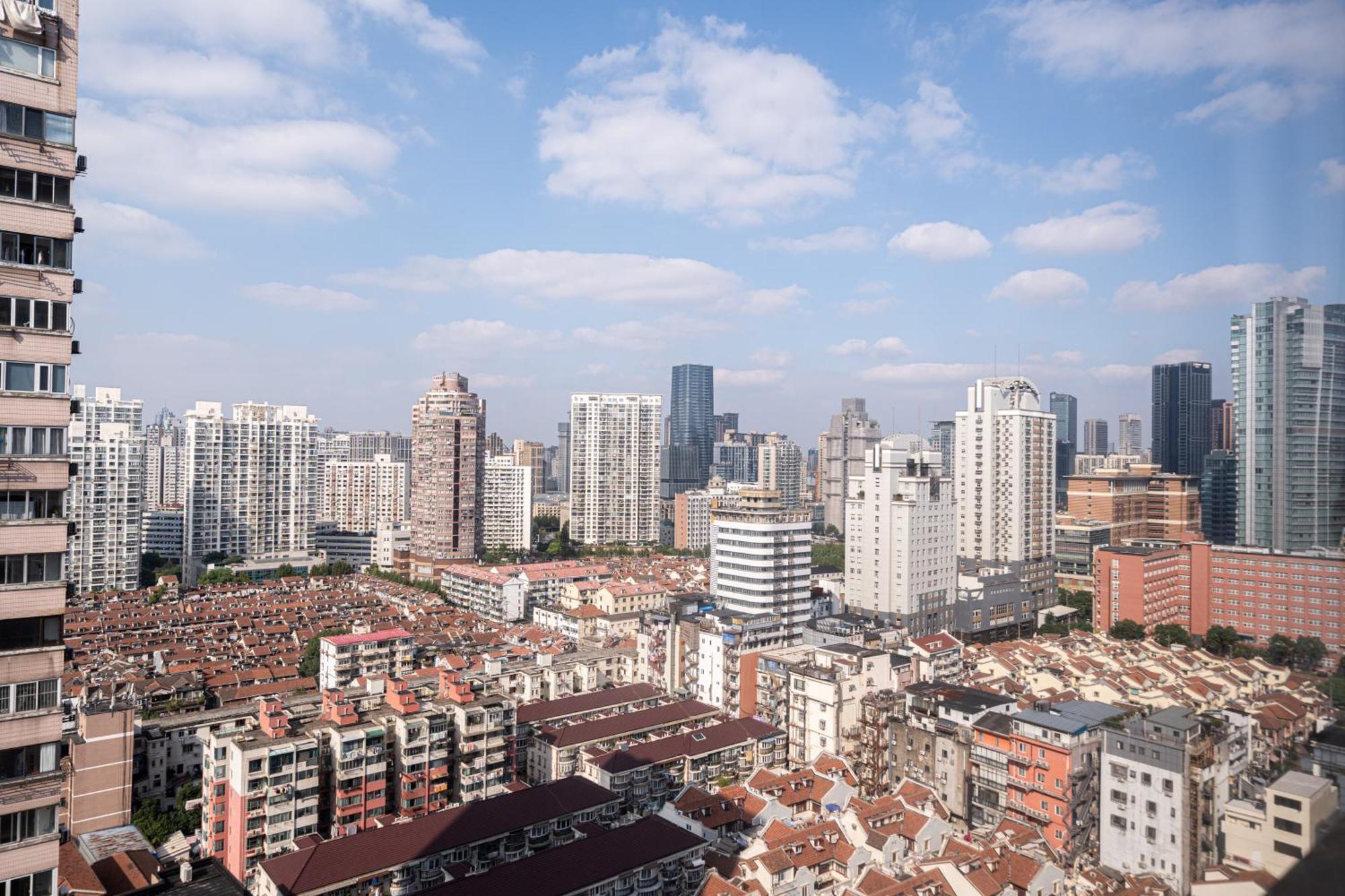 Zhiyuan-3 Bedrooms 1 Bathroom,near People's Square *