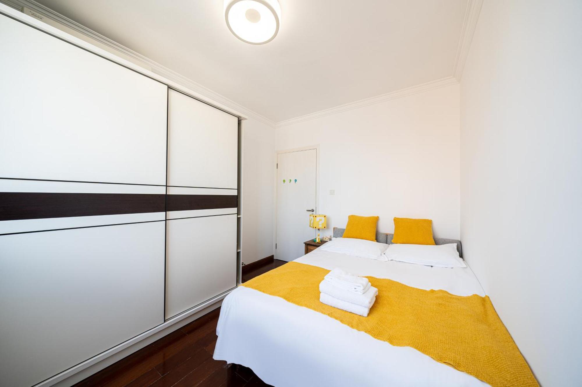 Apartment Zhiyuan-3 Bedrooms 1 Bathroom,near People's Square *